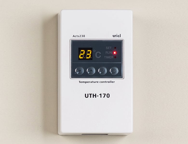 UTH 170 Termostat